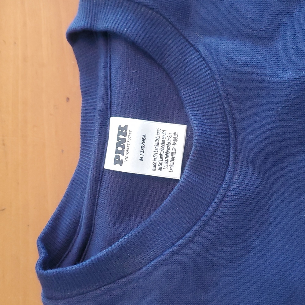 Victoria's Secret PINK crewneck Sweatshirt - Picture 4 of 8